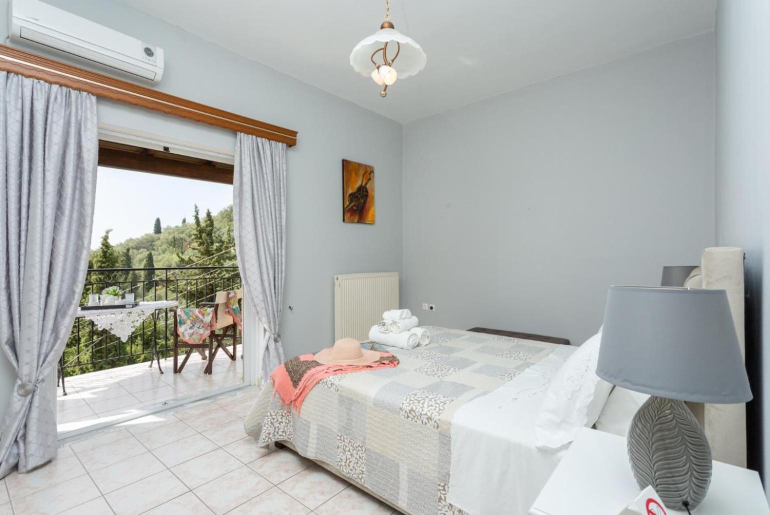 Villa Evie Nisaki  Zewnętrze zdjęcie